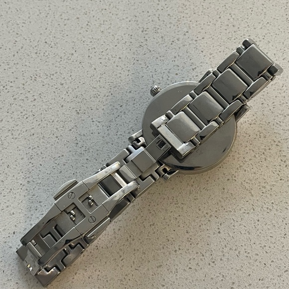 Kate Spade Silver Watch, needs battery, no extra links, message me for questions - Picture 4 of 4